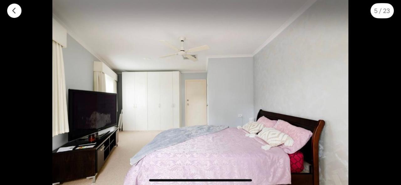 Guest Ensuite 7 Minutes From Airport Melbourne City Exterior foto