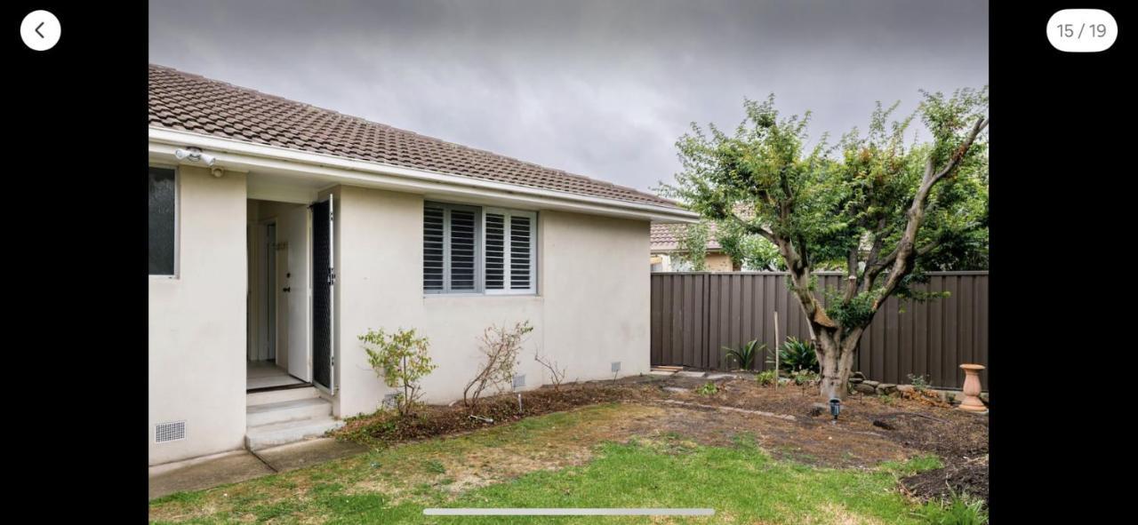 Guest Ensuite 7 Minutes From Airport Melbourne City Exterior foto